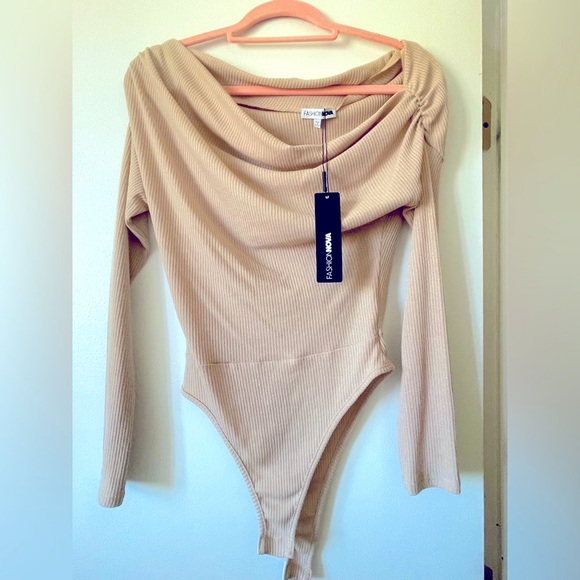 Fashion Nova Tops - FashionNova bodysuit